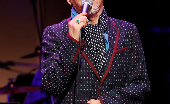 「松山千春、紅白トリで歌うには歌じゃない？冬月記者が指摘」