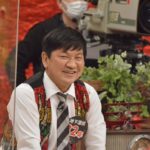 【芸能】48歳・チャンス大城、高校の卒業写真が「イケメン」「なぜか革ジャン」「印象違いすぎ」と話題