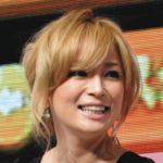 【芸能】浜崎あゆみ、ツアー中の“贈り物”に「絶対持って行く」と宣言も……2人がかりでバンに収まらず「想像してたよりかなりデカかった！笑」