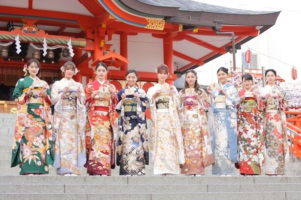 【芸能】生見愛瑠・大原優乃・浅川梨奈ら、晴れ着を披露　4年ぶりの開催に「すごくうれしい」