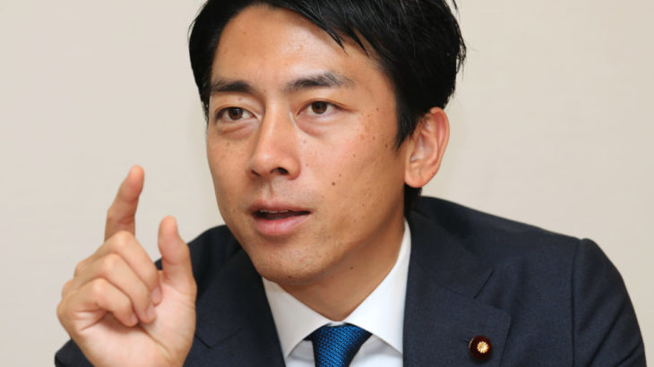 小泉進次郎議員の街頭募金に賛否両論！人々の声は？