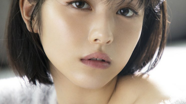 「浜辺美波、手書きメッセージで心温まる義理チョコ100個贈呈」