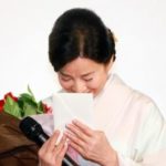 【芸能】吉永小百合、スピーチ中に“息子”二宮和也接近「浜辺美波ぶりなんです」23年ぶり主演女優賞受賞＜第66回ブルーリボン賞＞