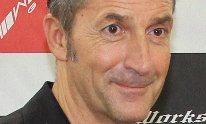 ジローラモのクルーザーはまるで夢のよう！電気も完備で快適移動が可能！船での新たな生活はいかに？