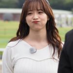 「ベッドでの森香澄の美バストショットがファンを魅了！」