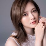 【芸能】BLUEのユニクロコーデ披露の白石麻衣、「可愛すぎて何度も見ちゃう」