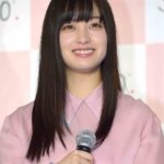 【芸能】橋本環奈「25歳になりましたー！いぇい！」　デコルテまぶしいオフショットに絶賛の声