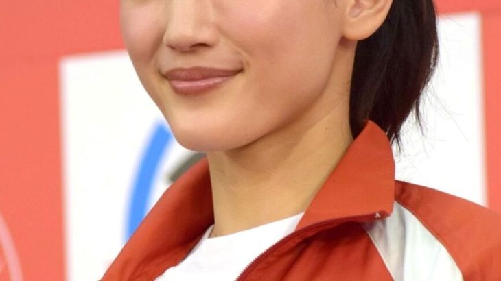 【芸能】綾瀬はるか「写真集」初登場8位　2年半ぶりに復活の人気シリーズで見せたヘルシーボディ