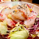 【社会】日本の刺身と何が違う？ 新大久保でいま話題の「韓国刺身」を食べてきた