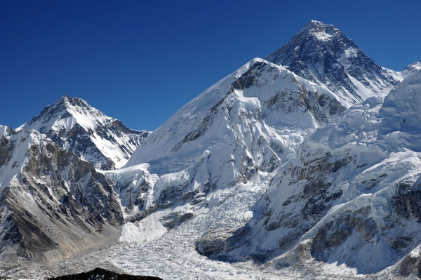 【国際】エベレスト、排せつ物持ち帰り義務化　汚染深刻「山が臭う」　ネパール
