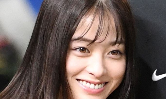 【芸能】橋本環奈「 新幹線で一人飲んでます！」ビール片手お疲れショットに心配の声も　ファン「おつかんな」