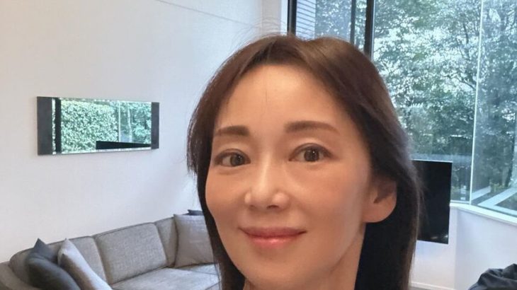 【芸能】元「魔性の女」葉月里緒奈、４８歳現在の姿に衝撃…“顔パンパン”な自撮りも「お美しい」大学生娘の母