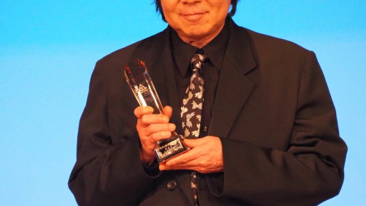 【芸能】古田新太、１０日前に転倒　頭部を５０針縫う大けが　「松尾芸能賞」贈呈式で帽子姿を謝罪「このような席で申し訳ない」