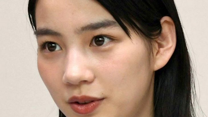 のん、東北を“第二の故郷”と語る　犠牲者への黙祷を捧げる