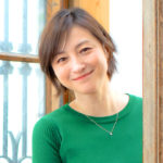 広末涼子、透け感ニット姿で色気満点！フォロワー急増中