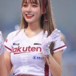 【野球】台湾の人気チア「リン・シャン」が30キロ台に激やせ！ガリガリで踊る姿にファン悲鳴