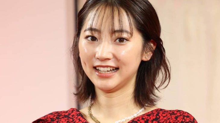 【芸能】武田玲奈、太ももあらわな“変形美脚”コーデ「最強美脚」「永遠のパーフェクトスタイル！素晴らしい!!」