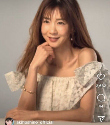 リボン＆ミニワンピで魅せるほしのあきの幼い笑顔に虜になるファン続出！