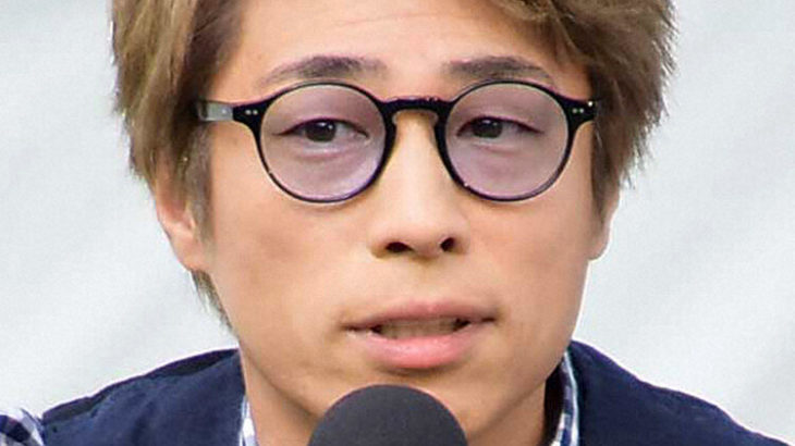 【芸能】ロンブー田村淳の自宅前で『つばさの党』根本良輔氏らが“街宣”　マイクを使って大音量で抗議 「お前が偏向報道だよ！」
