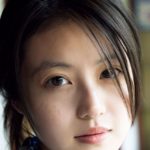 今田美桜、人気写真集が10刷目に突入！7万部達成で記念カット公開