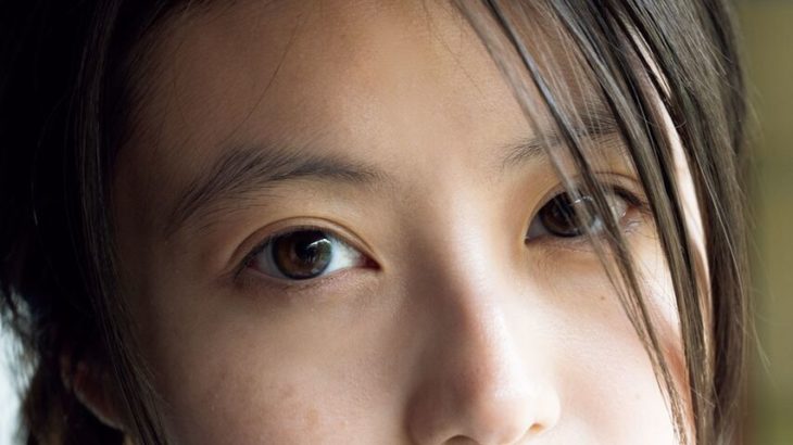 今田美桜、人気写真集が10刷目に突入！7万部達成で記念カット公開