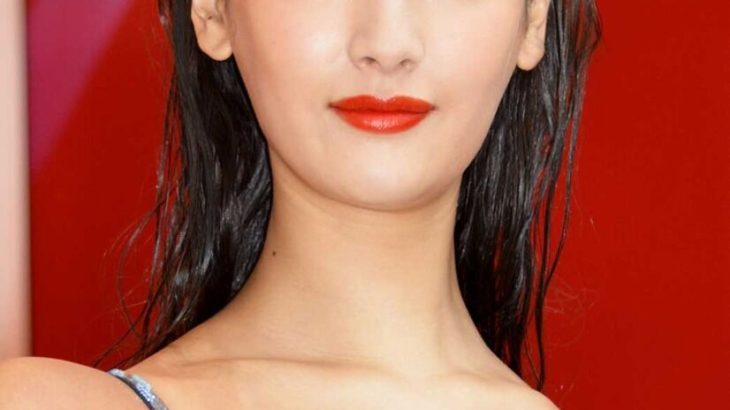 菜々緒、背中ざっくりゴージャスドレス姿が見えすぎ！ファン絶賛の声