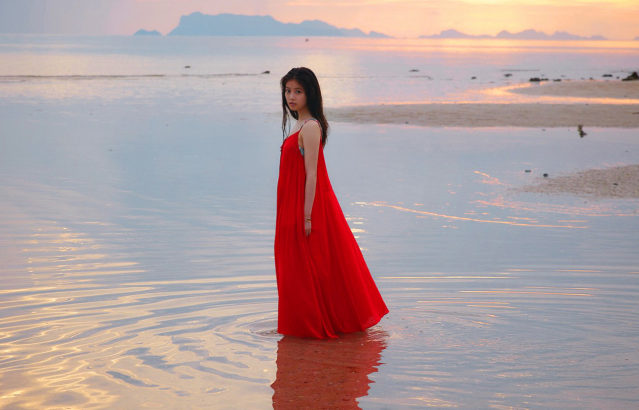 【芸能】今田美桜、4年前刊行の大ヒット写真集がまた重版 “大台”10刷で7万部達成・記念カット公開