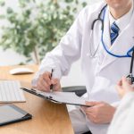 【女性に聞いた】医師役が似合うと思う「男性俳優」ランキングTOP30！　第1位は「唐沢寿明」