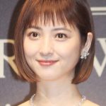 佐々木希、夏先取りの美しすぎる浴衣姿を披露！金魚にうっとりの姿が話題