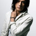 超大物アーティストが渋谷にステルス潜入！SNS上で話題沸騰！「誰も気づかねーの!?」