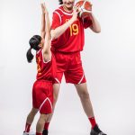 【バスケ】「デカすぎんだろ」身長220cmの17歳・中国バスケ女子に日本人唖然「異次元」「脅威すぎないか…」動画あり