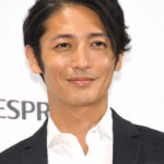 玉木宏、南米行きの飛行機内で滝藤賢一との遭遇に驚き！帰りの機内にもまさかの“