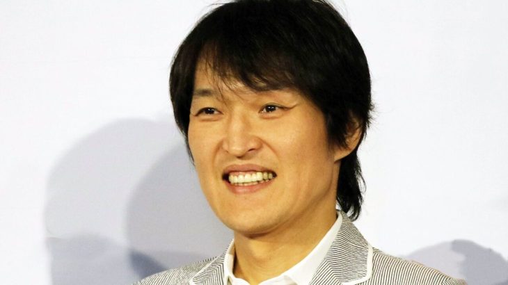 千原ジュニアの愛車はフォード エコノライン！人気お笑い芸人との3ショットが話題