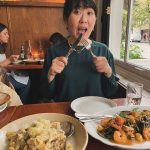 光浦靖子がカナダ留学中に別人級激変！メガネを外した美貌が話題に