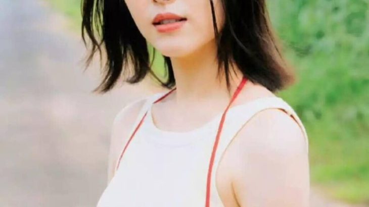 浜辺美波、顔に特徴がないと中学時代のコンプレックスを明かす