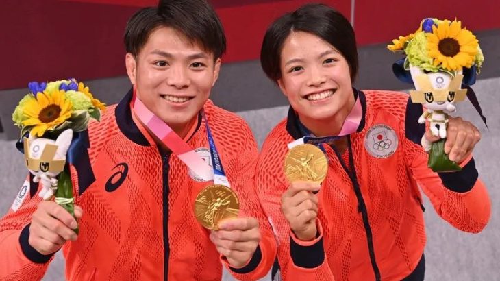 【パリ五輪】阿部一二三が金メダル　涙からのピース！詩の悔しさ糧に「妹の分まで兄が頑張らないと」