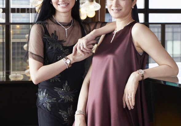 【芸能】小雪の姉・弥生、シルバーヘアの４９歳の近影　ドレス姿が「美しい！」「綺麗」