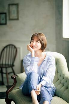 篠田麻里子、真剣交際相手を公表「一般男性とのお付き合い」