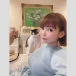 中川翔子、300万円でアクションスターのサングラス入札。意外な事実判明