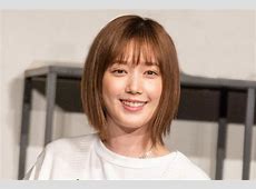 本田翼の魅力全開！絶対領域を見せる足細コーデ似合う