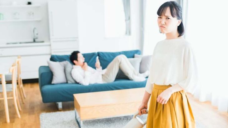 【社会】家事分担「妻7割・夫3割」が最多だった！？　妻は「指示待ち夫」に不満…共働き夫婦の“生々しい実態”