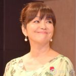 【芸能】岩崎宏美「家って良いなぁー」、自宅で愛犬たちとくつろぐオフショット「ホッコリ」「幸せの景色」