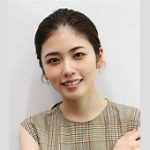 小芝風花がオスカーを退所した理由と新事務所の挑戦：米倉涼子らとの共通点とは？