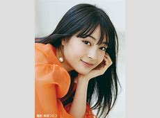 広瀬すずの小顔に驚愕！姉妹ショットが話題に全員が素敵な笑顔を見せていて・・