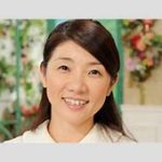 松居直美が魅せるハーフトップスタイル：美しすぎるボディの秘密