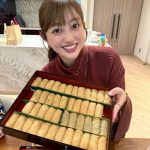 【芸能】菊地亜美、4歳娘と親子で“クリスマスコーデ”　「可愛いすぎます」「超おしゃれで楽しそう」