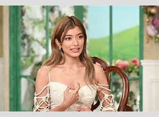 ローラのビキニ姿に驚愕！南国での美しさにファン大興奮「裸かと思った」