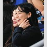 大谷翔平の妻・真美子さんの8000円コーデ！NBA観戦デートで見せた自然体の魅力が感じられた。