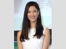 菜々緒、驚異の美ボディを披露！大胆紐ビキニ姿にファン震撼。息を呑む美しさ