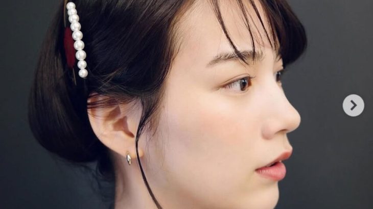 【芸能】のん「大正ロマンなムード」着物姿で書き初め「気品もあり、お美しい」「和装もよく似合う」